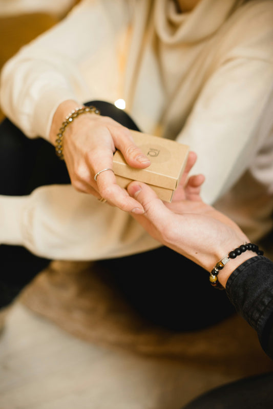 Best Pralines to Gift: How to Choose an Elegant, Thoughtful Candy Gift